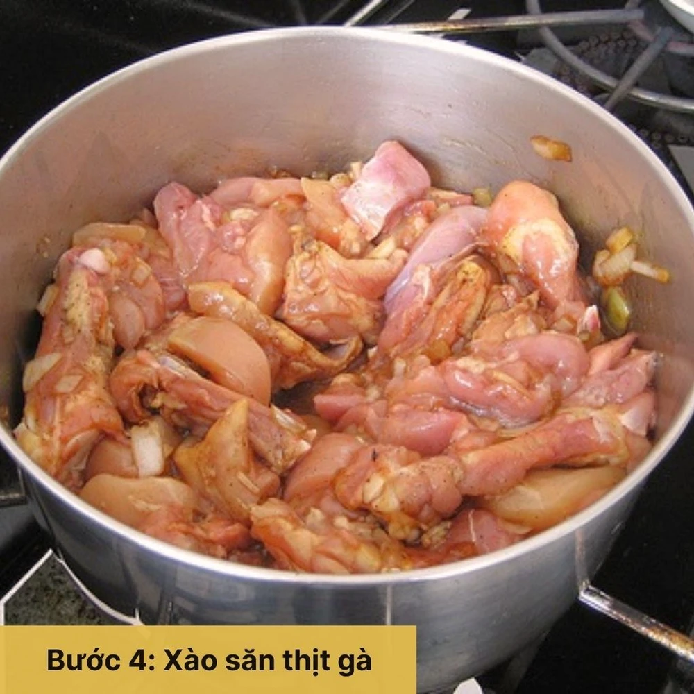 Xào săn thịt