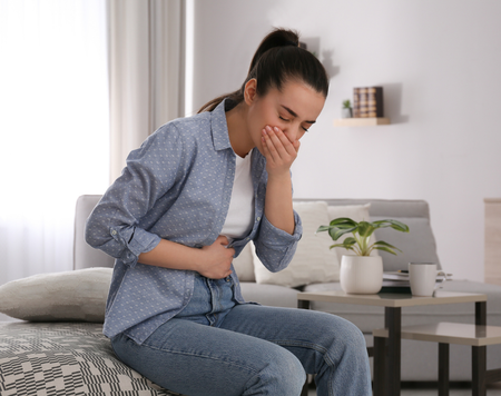 Dấu hiệu và cách phòng ngừa ngộ độc thực phẩm ở trẻ em