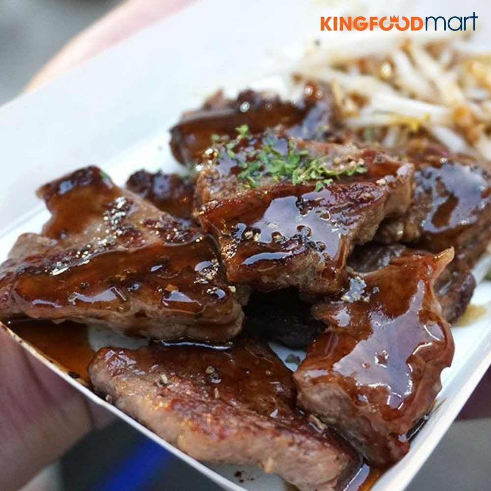 Các món bò đường phố nổi tiếng thường đậm vị, dễ ăn và thuận tiện để thưởng thức nhanh