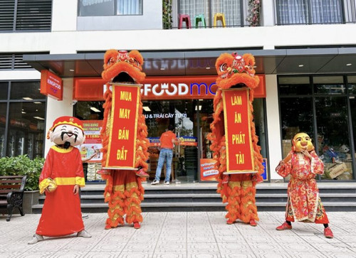 Kingfoodmart Vinhomes Grand Park rộn ràng ngày đầu khai trương