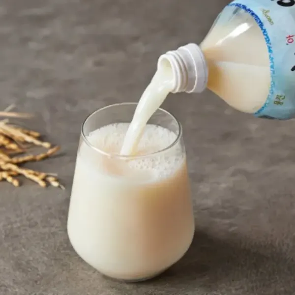Nước gạo buổi sáng Woongjin chai 1.5l