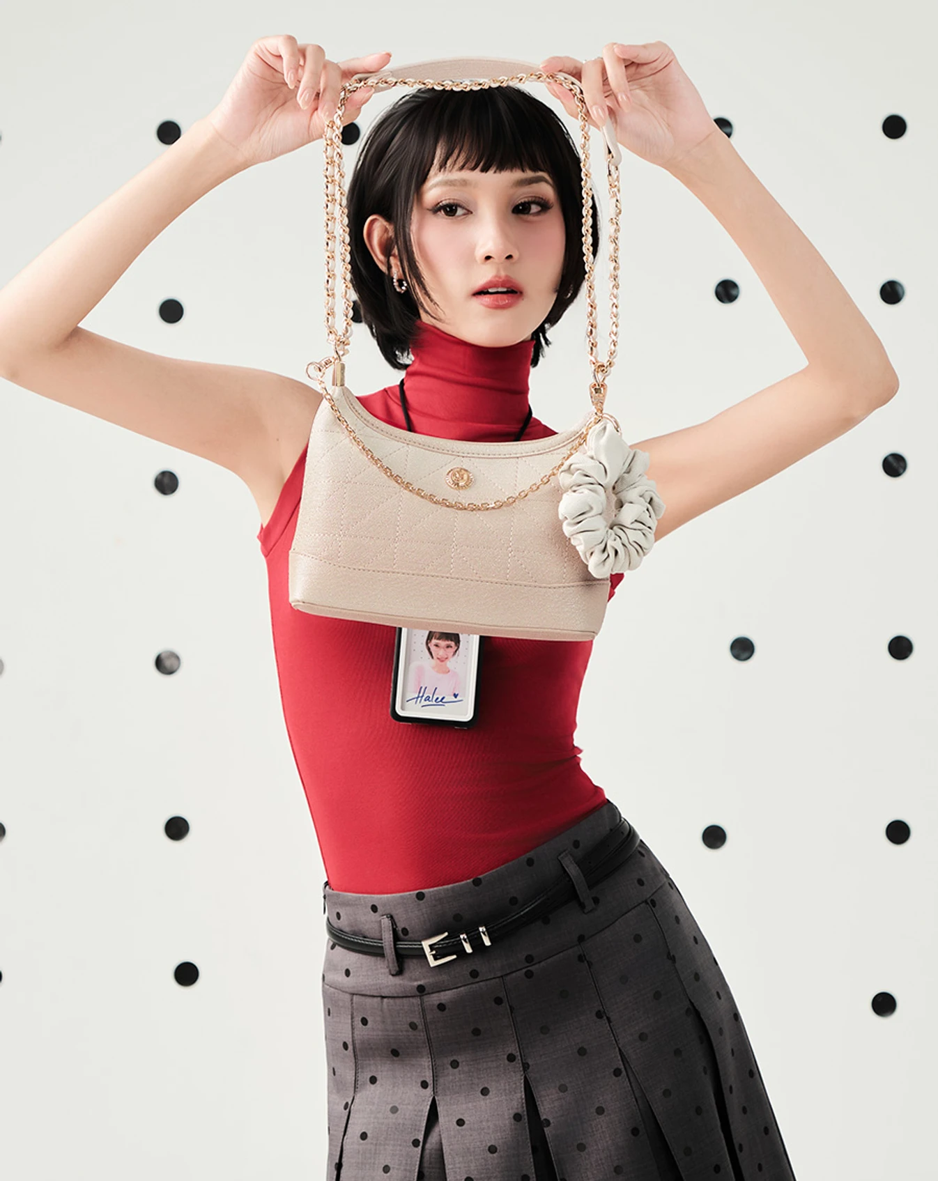 Túi Xách Nhỏ Hobo Phối Cột Tóc Scrunchie - Image 2