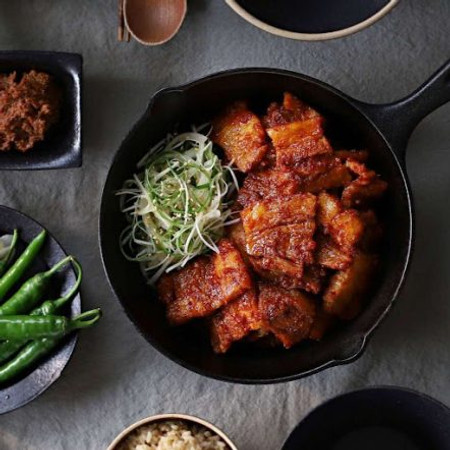 Cách làm thịt nạc áp chảo thơm ngon chuẩn vị