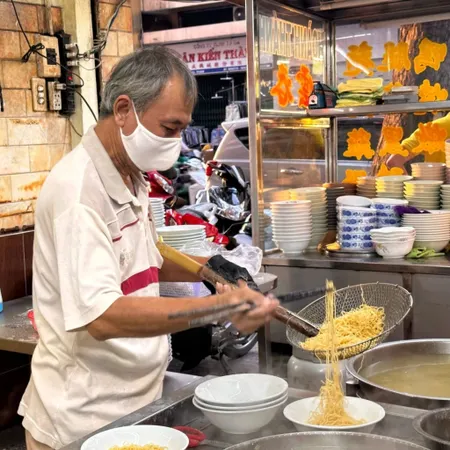 Hôm nay ăn gì ở Quận 5 TPHCM? Khám phá món Hoa Chợ Lớn và những quán ngon đặc trưng