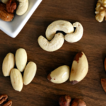 Top 5 loại hạt ăn vặt tốt cho phụ nữ mang thai