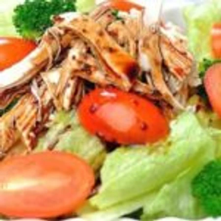 Mẹo vặt bếp núc: Khử sạch hóa chất trong một số loại trái cây quen thuộc