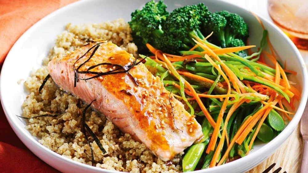 salad-quinoa-ca-hoi