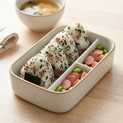 Làm Cơm Trộn Rong Biển Genkai Xúc Xích Nhanh Gọn Cho Bữa Sáng