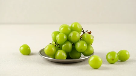 Nho xanh Green Muscat – Thơm mùi sữa, ngon giòn ngọt