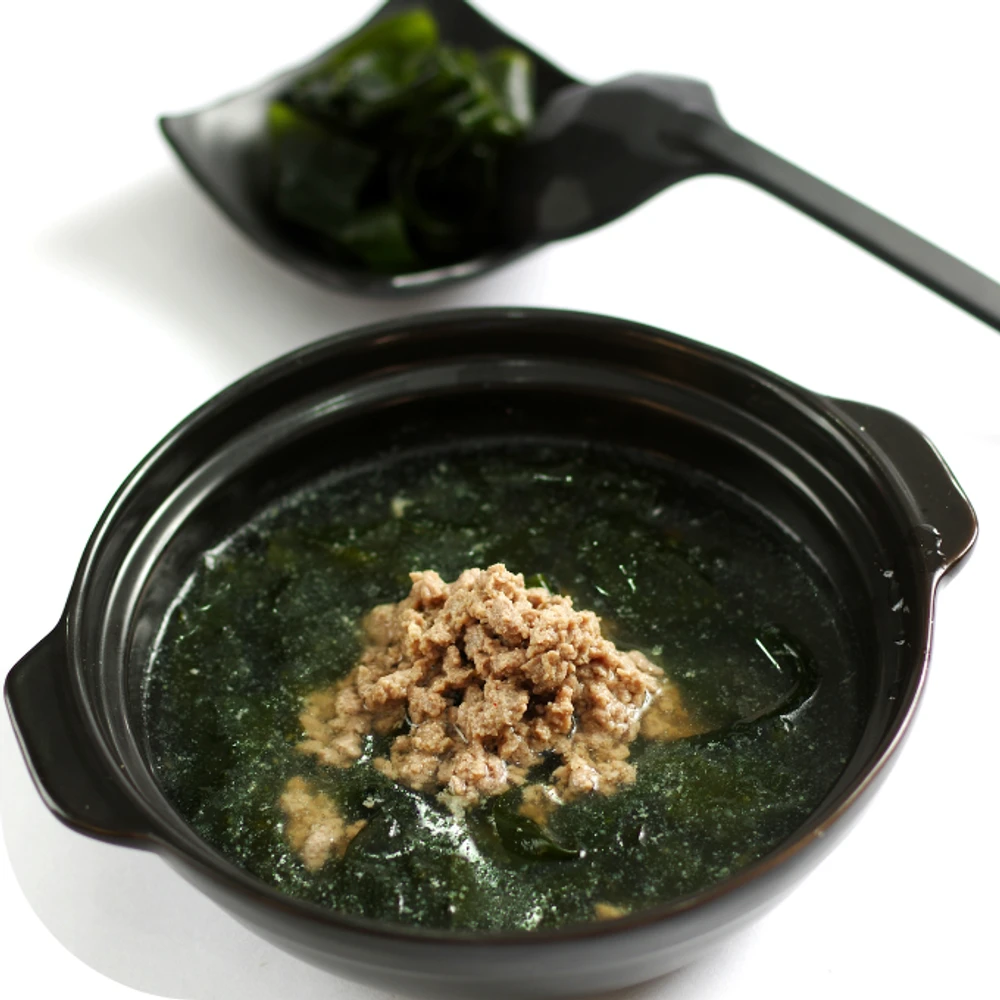 Canh rong biển thịt bò Kingfoodmart