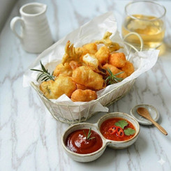 Cá Tẩm Bột Chiên Giòn: Vàng Ruộm, Giòn Tan, Ăn Là Mê