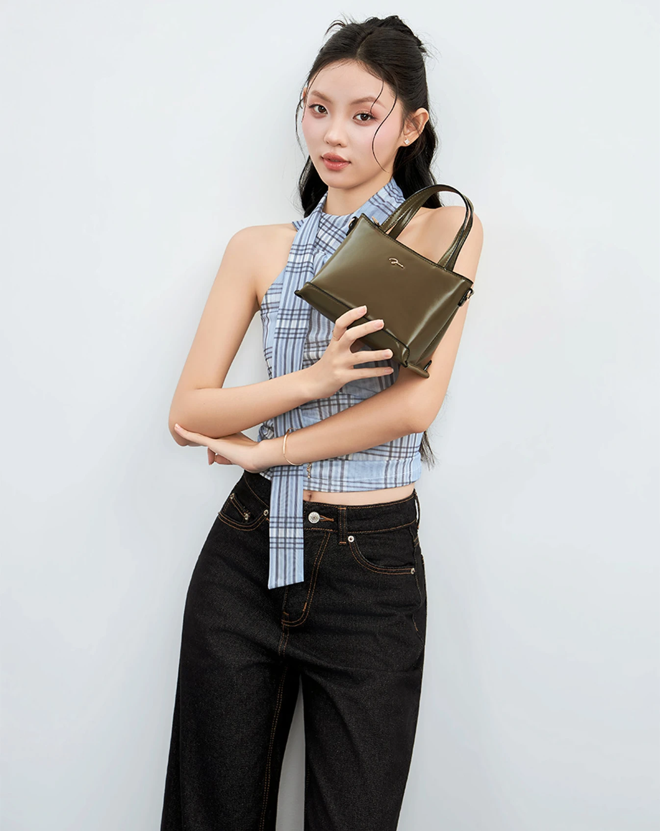 Túi xách nữ đeo chéo dáng tote nhỏ JUNO chất liệu da phủ bóng tối giản dễ phối đồ TXN1054 - Image 4