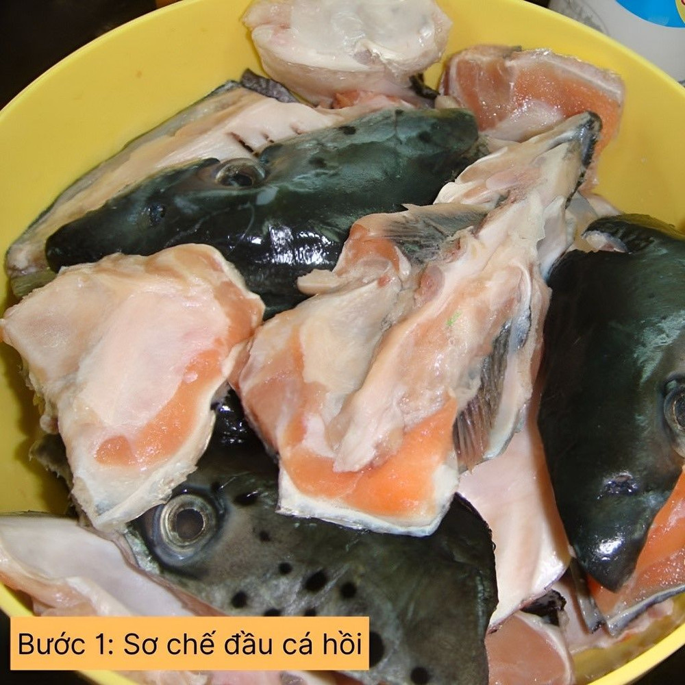 sơ chế đầu cá hồi