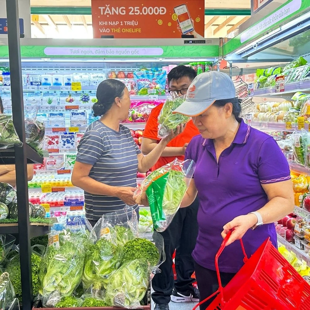 Mua đồ ăn sáng nhanh tại siêu thị thực phẩm Kingfoodmart với đa dạng sản phẩm tươi sạch và tiện lợi.