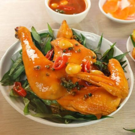Cách làm gà hấp mắm nhĩ đậm đà, thơm ngon