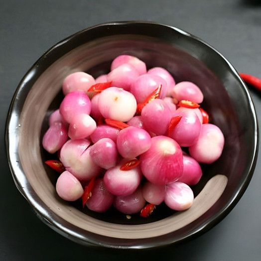 Cách làm dưa hành chua giòn cho ngày Tết