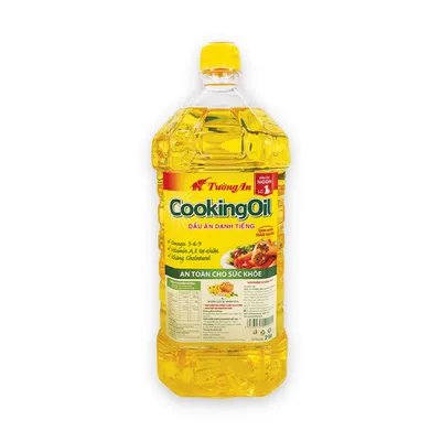 Dầu ăn Cooking Tường An chai 2L