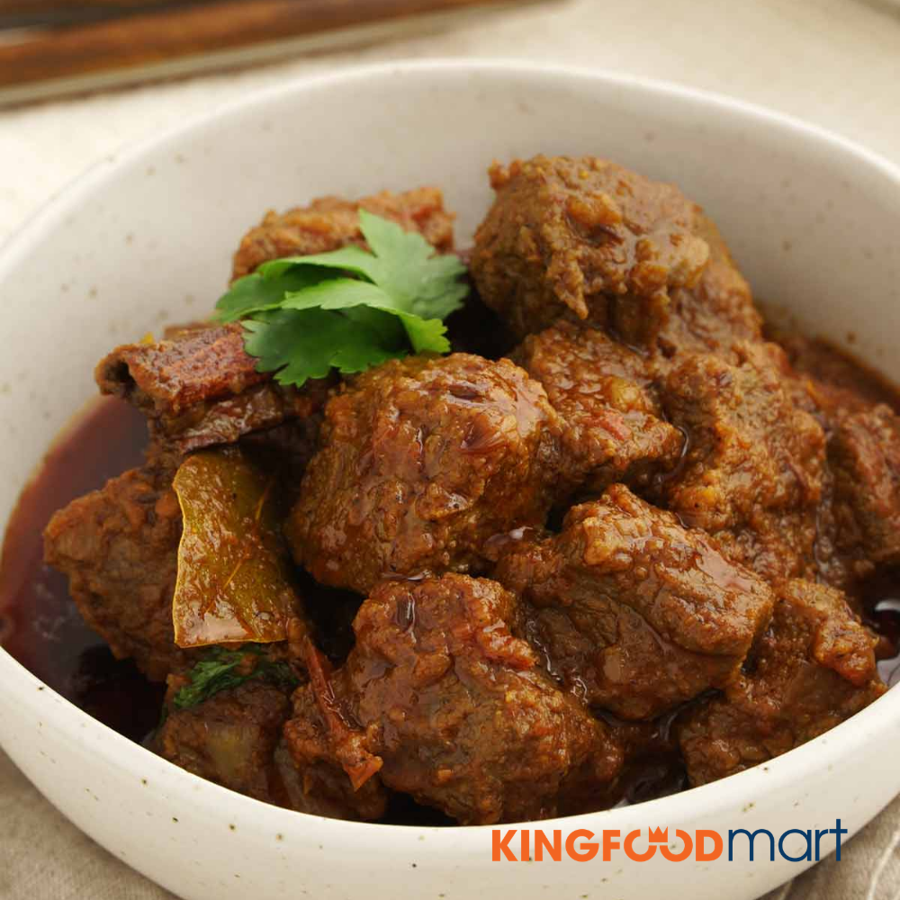 Món cà ri bò Ấn Độ với nước sốt masala đậm đà hương vị.