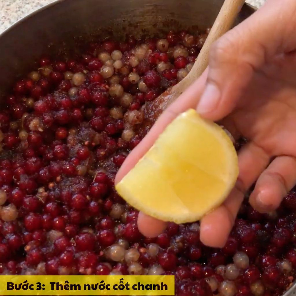 thêm nước cốt chanh
