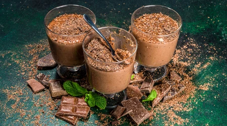 4 bước đơn giản làm bánh panna cotta socola ngọt ngào tặng người yêu dịp Valentine