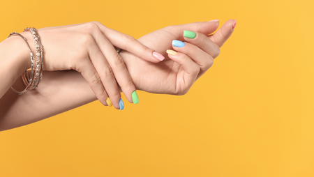 Cách trị đổ mồ hôi tay chân hiệu quả