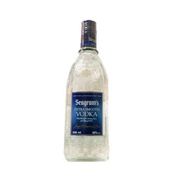 Rượu vodka 30% Seagram's chai 500ML