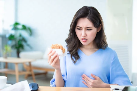 Trào ngược axit và thực phẩm trong mùa hè