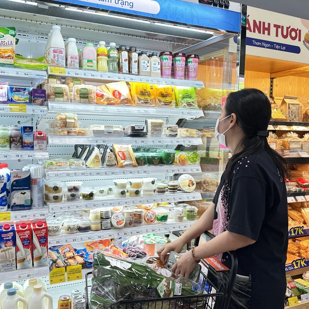 Kingfoodmart đồng hành cùng mẹ đơn thân trong việc mua sắm tiết kiệm mỗi ngày.