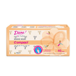 Băng vệ sinh hàng ngày compact Diana gói 40 miếng