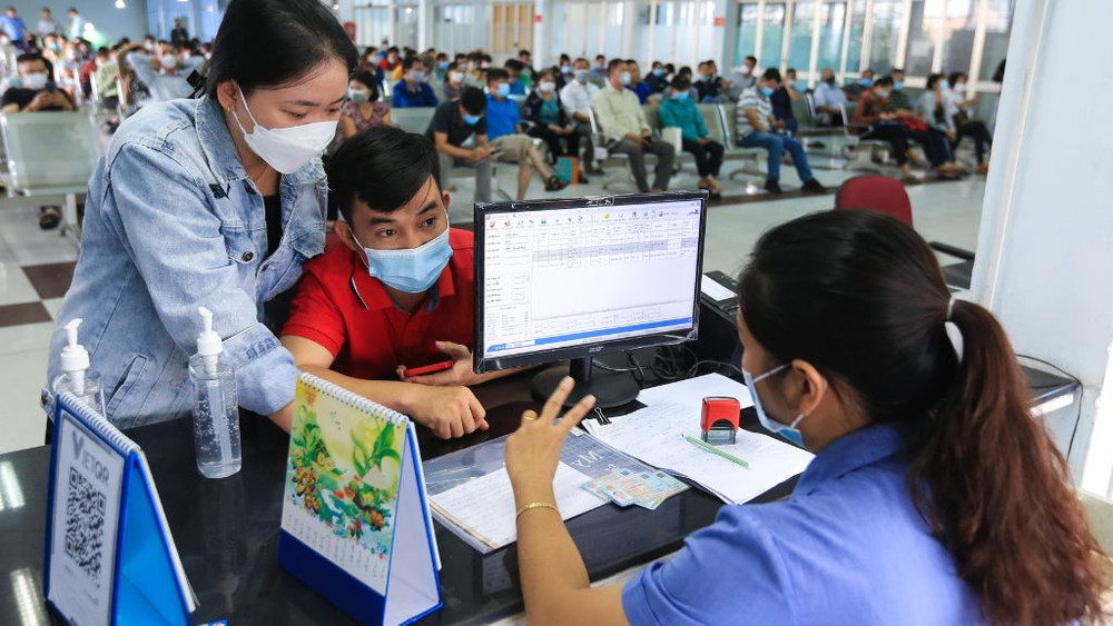 mua vé tàu Tết 2026