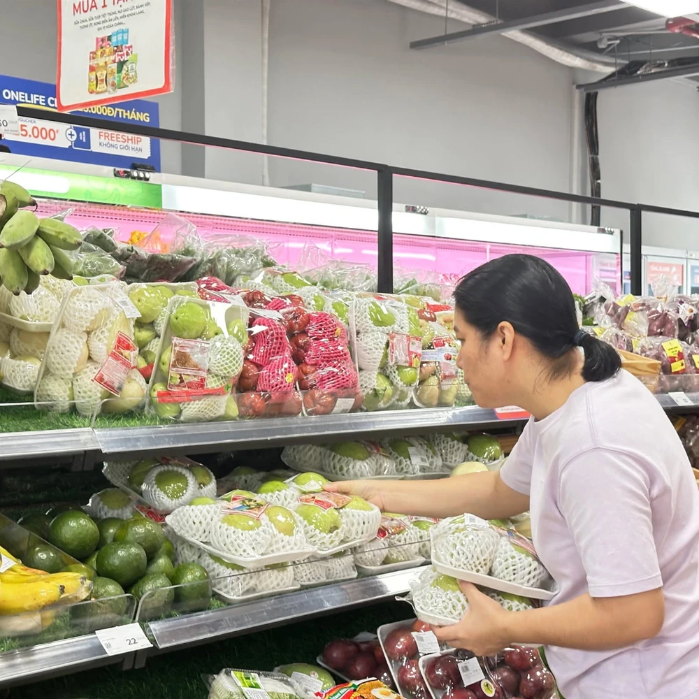 Trái cây tươi tại Kingfoodmart, lựa chọn phù hợp cho mâm ngũ quả cúng cô hồn.