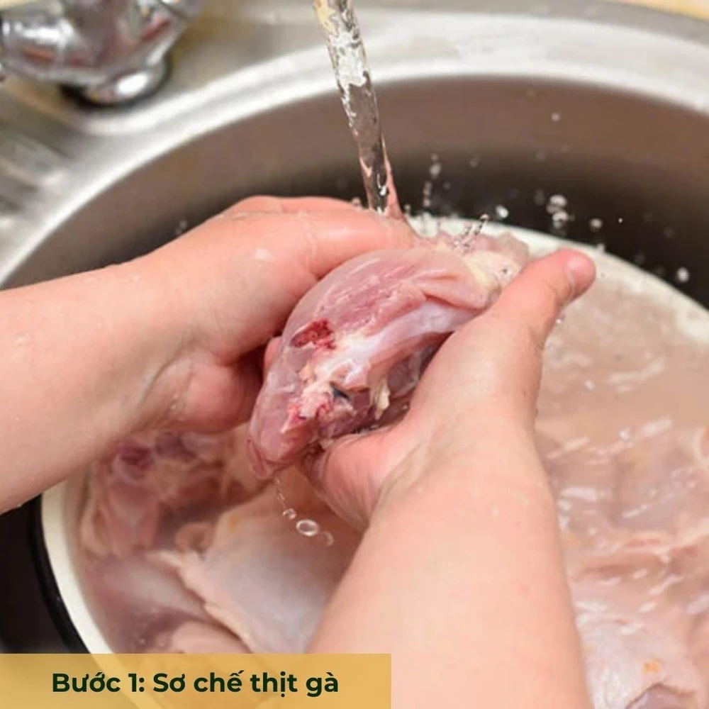 bước 1 rửa thịt gà