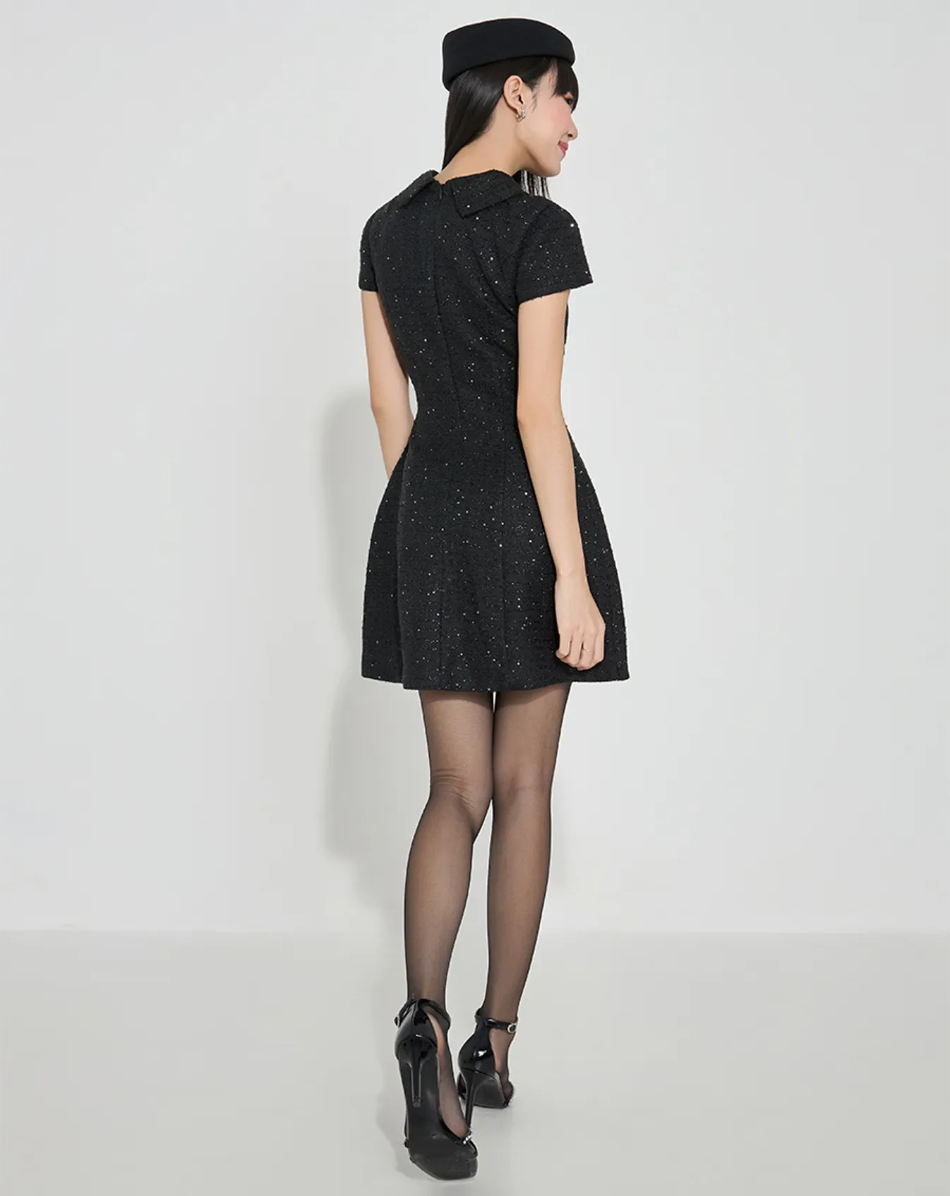 Đầm mini vải tweed phối nút silver - Image 3