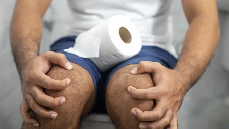 Những mối nguy hại và nên ăn gì khi bị táo bón
