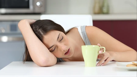 Lý giải hiện tượng mệt mỏi sau khi uống nhiều cà phê