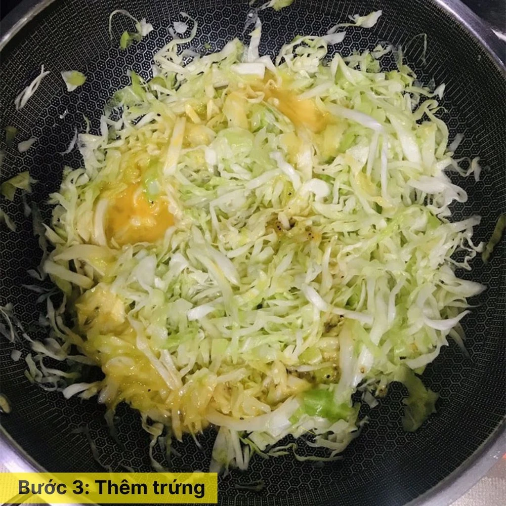 thêm trứng