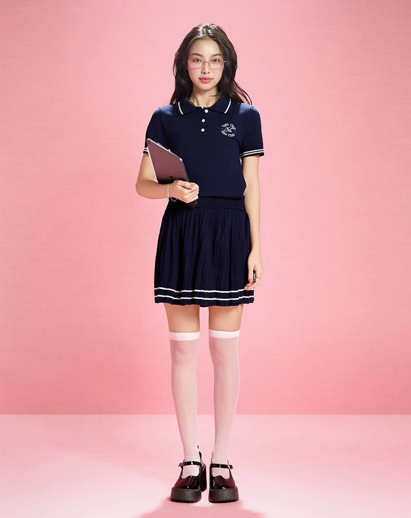 Áo dệt kim cổ polo thêu chữ - Image 2
