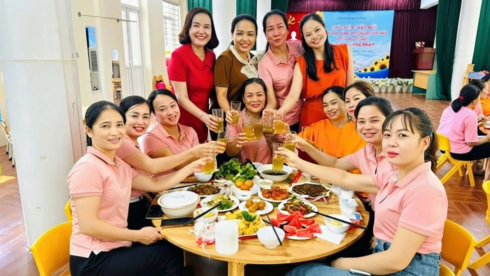 ngay-thanh-lap-cong-doan-13