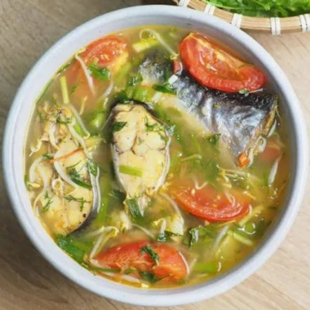 Canh chua cá basa đậm đà hương vị miền Nam