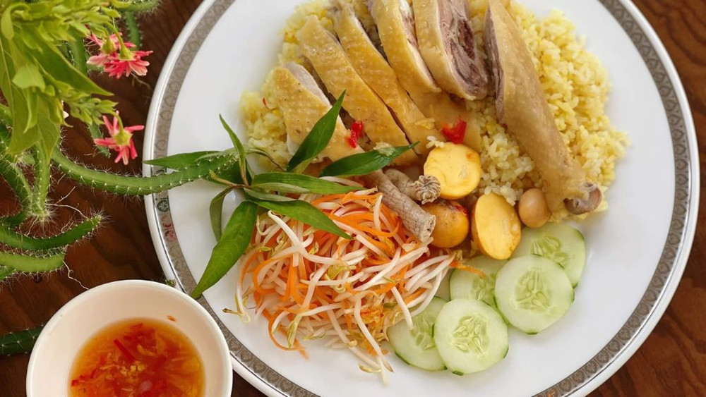 ăn gì ở nha trang