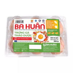 Trứng gà thảo dược 50-60g Ba Huân hộp 6 quả (1 Hộp)