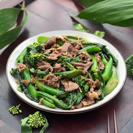 Trổ tài vào bếp với món thịt bò xào rau cải