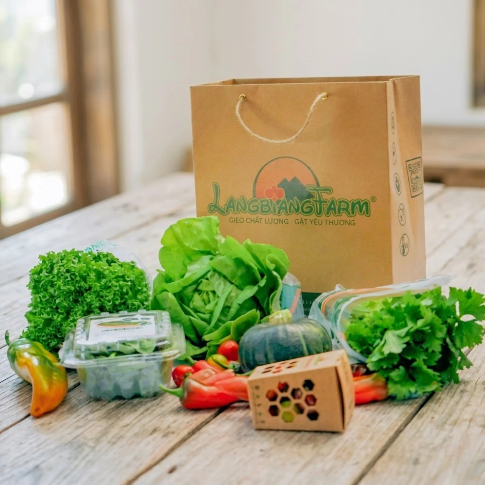 Bao bì nông sản đạt chuẩn Tick Xanh Trách Nhiệm của Langbiang Farm.