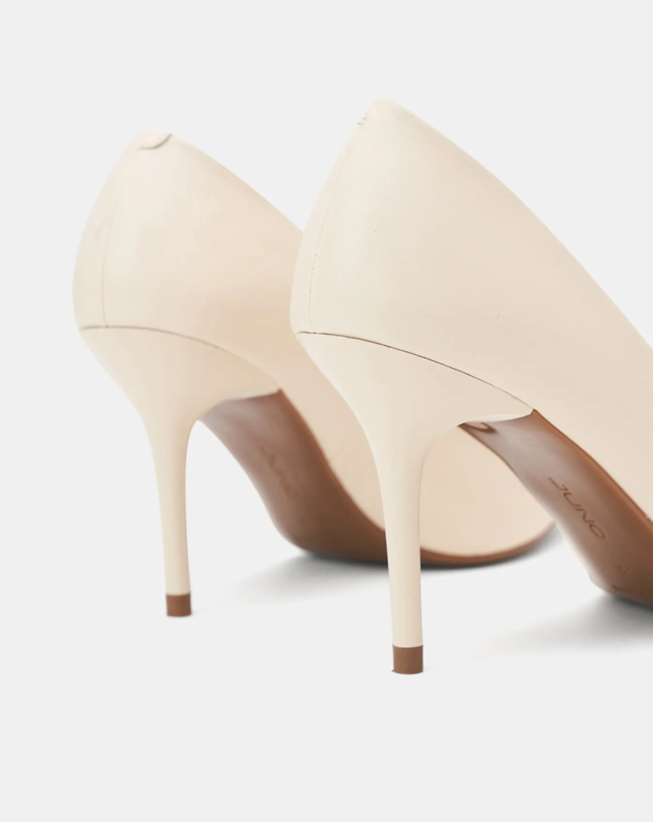 Giày Cao Gót Pump Phối Khóa Trang Trí - Image 5