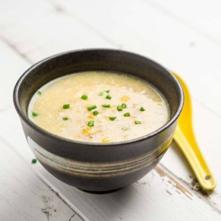 Cháo yến mạch trứng gà cho bữa sáng lành mạnh