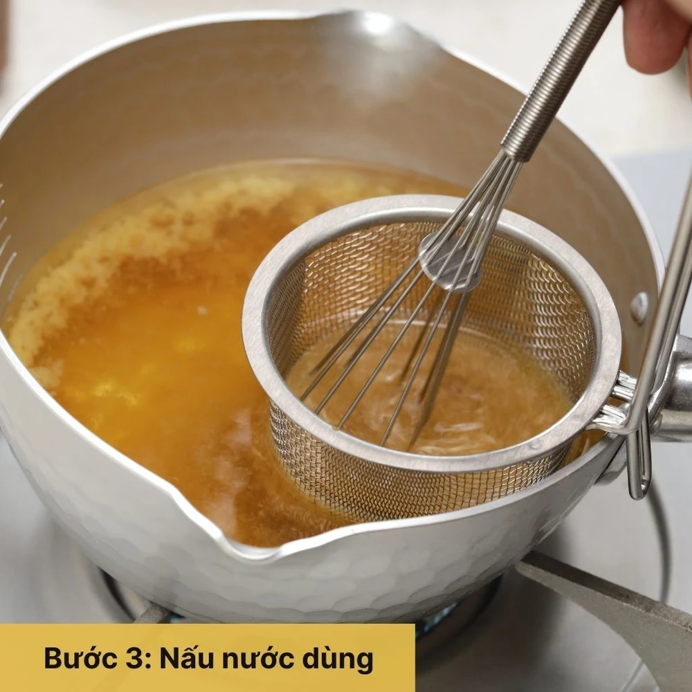 Nấu nước dùng