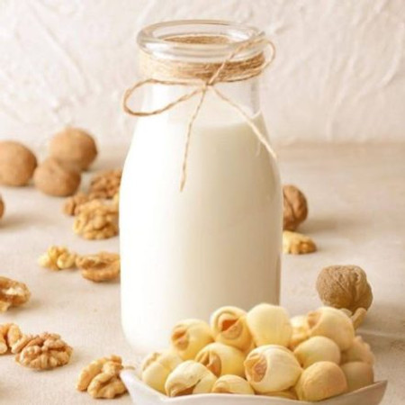 Cách nấu sữa hạt sen thơm ngon tại nhà