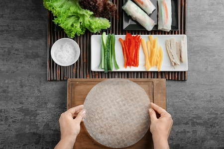 Bí quyết lựa chọn bánh tráng cuốn thịt chất lượng cho bữa tiệc gia đình