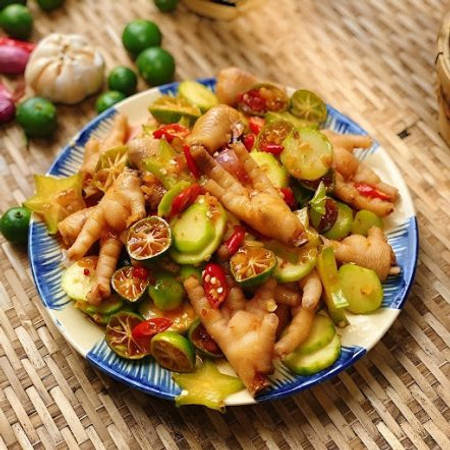 Cách làm chân gà sốt Thái chua cay đậm đà