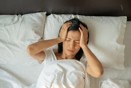 Nguyên nhân và cách cải thiện chứng mất ngủ ở tuổi trung niên đơn giản, hiệu quả